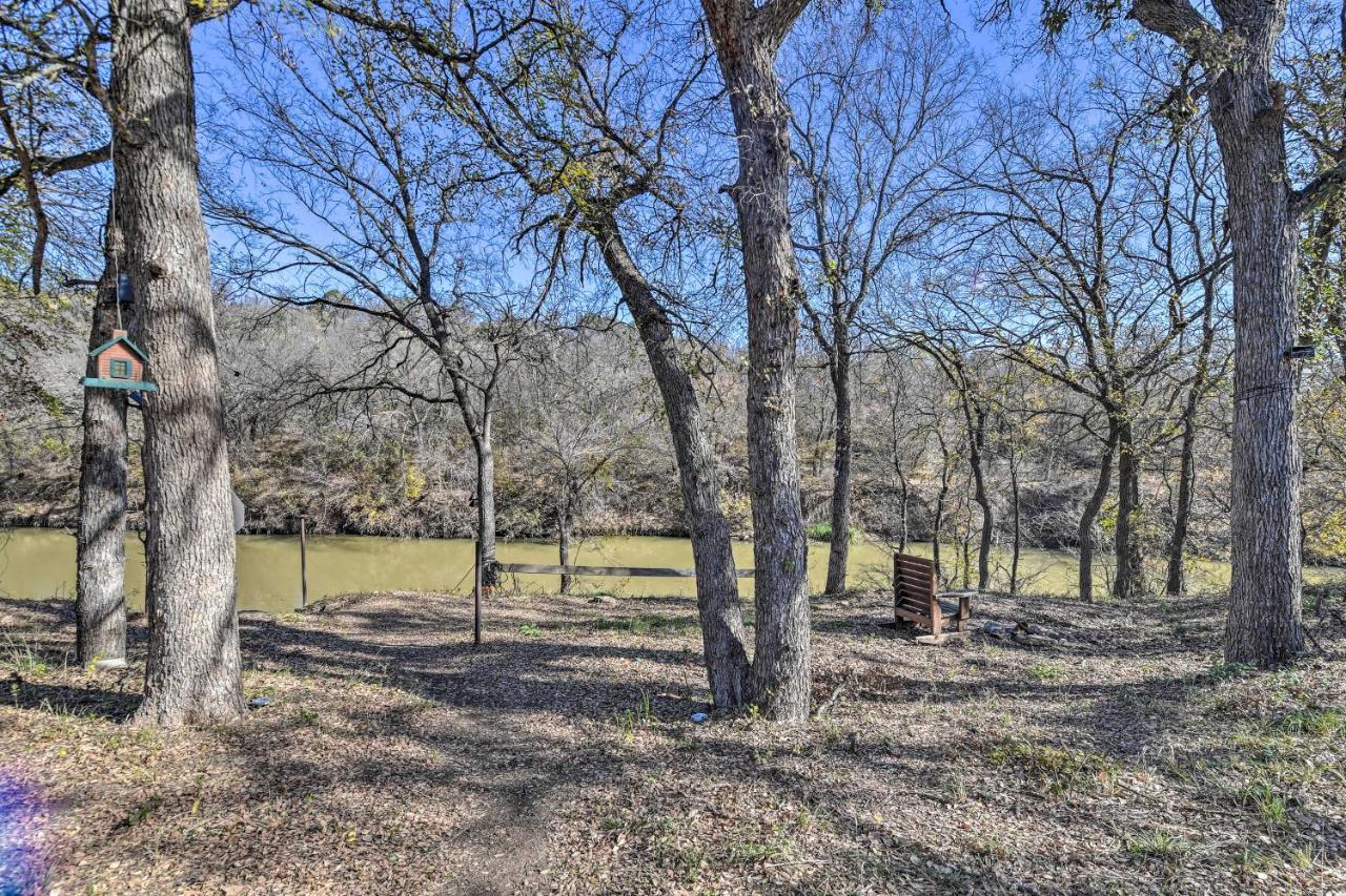 Bright Brownwood Home With On-Site River Access! Bagian luar foto