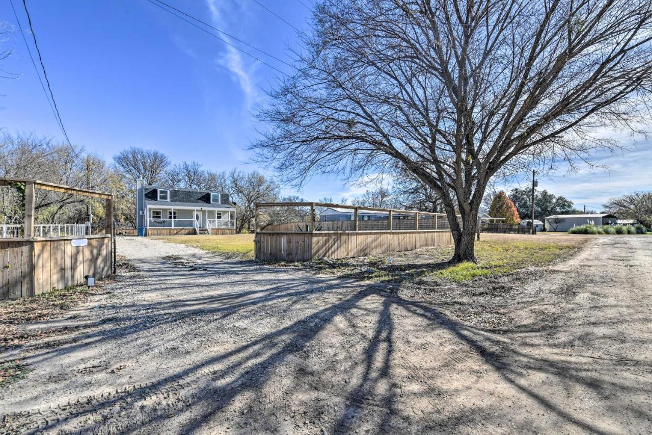 Bright Brownwood Home With On-Site River Access! Bagian luar foto